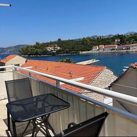 Račišće Apartmani Antonia מראה חיצוני תמונה