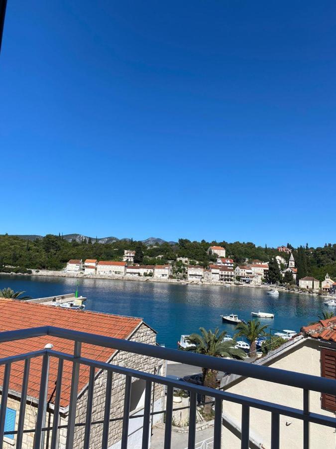 Račišće Apartmani Antonia מראה חיצוני תמונה