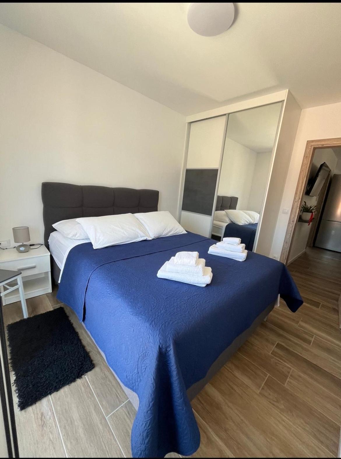 Račišće Apartmani Antonia מראה חיצוני תמונה
